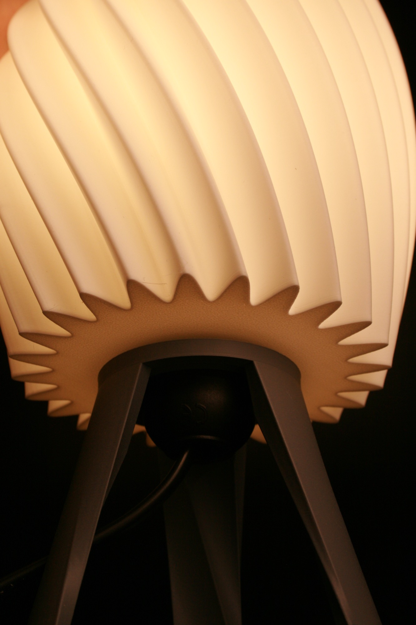 Лампа 'Черный лофт'